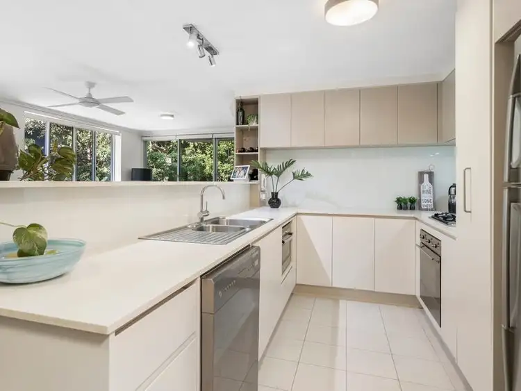 Sixth view of Homely apartment listing, 2/425 Hawthorne Road, Bulimba QLD 4171