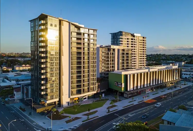 10807/300 Old Cleveland Road, Coorparoo QLD 4151