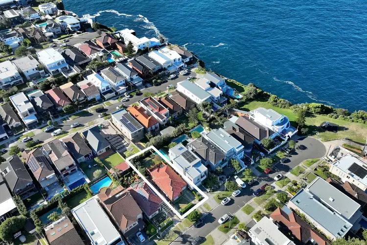 Second view of Homely house listing, 18 Weonga Road, Dover Heights NSW 2030