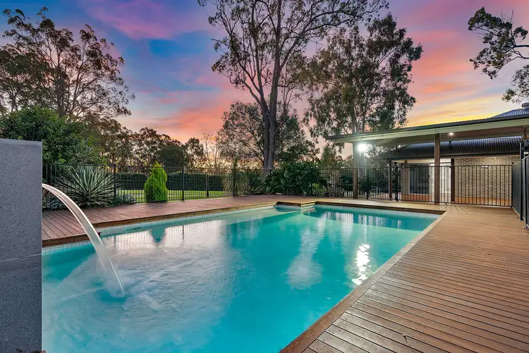 22-24 Summerhill Place, Woodhill QLD 4285