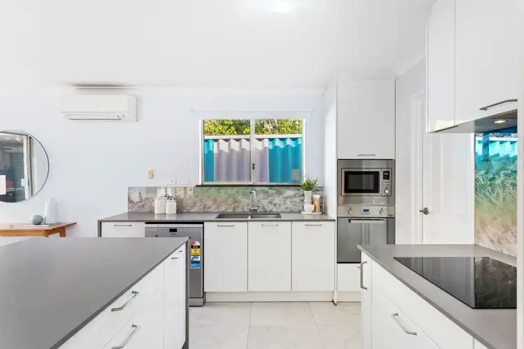 Fourth view of Homely villa listing, 4/105 Brighton Road, Scarborough WA 6019