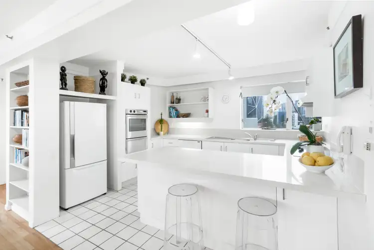 Third view of Homely apartment listing, 7B/7 Fern Street, Surfers Paradise QLD 4217