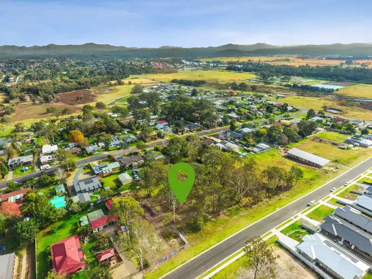 25 Caswell Street, Moruya NSW 2537