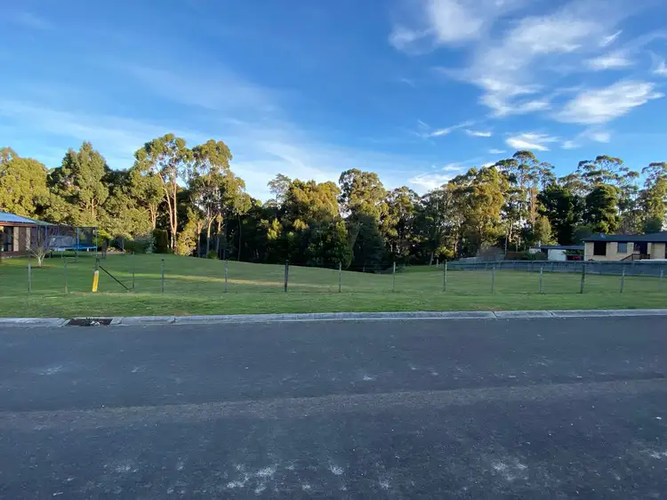 2A Henry Street, Somerset TAS 7322
