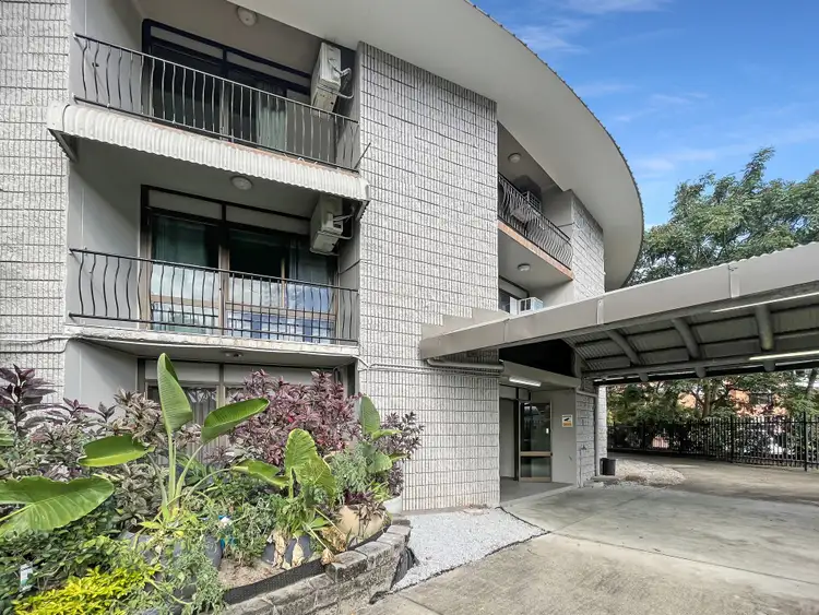 Third view of Homely studio listing, 10/261- 265 Sheridan Street, Cairns City QLD 4870