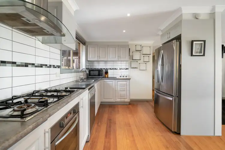 Fourth view of Homely house listing, 5 Vasey Court, Melton South VIC 3338