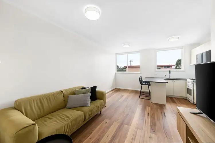 82 Raleigh Road (Cnr Barb Street)