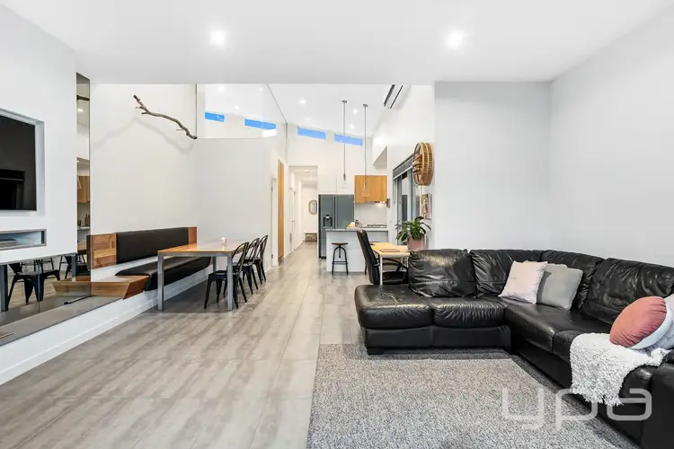 Second view of Homely house listing, 2/27 Fitzroy Street, Laverton VIC 3028
