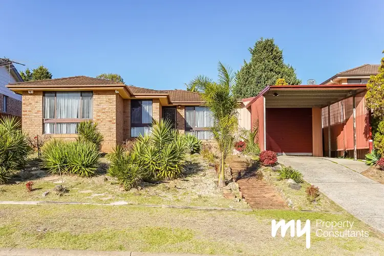 18 Octavia Avenue, Rosemeadow NSW 2560