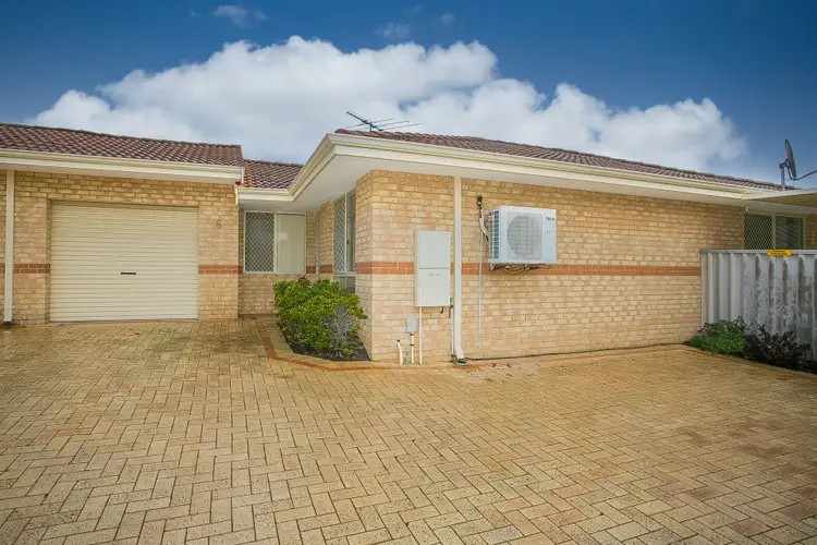 6/3 Adelphi Court, Marangaroo WA 6064