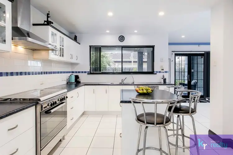 2 Catriona Court, North Haven SA 5018