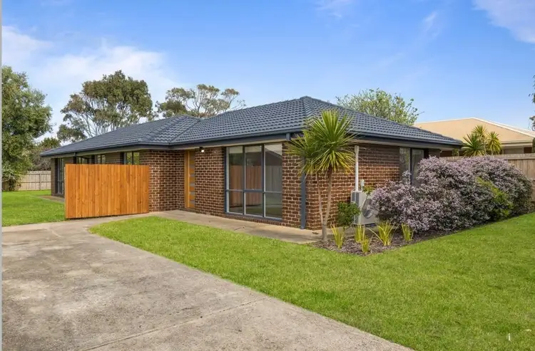 4 Scammell Crescent, Torquay VIC 3228