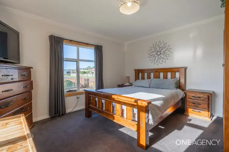 Fifth view of Homely house listing, 5 Lyons Street, Somerset TAS 7322