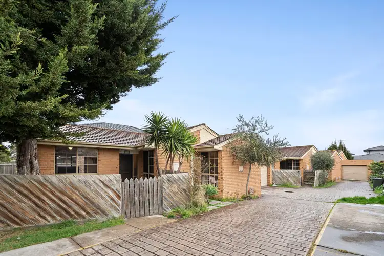 1,2 & 3/7 Banksia Grove, Tullamarine VIC 3043