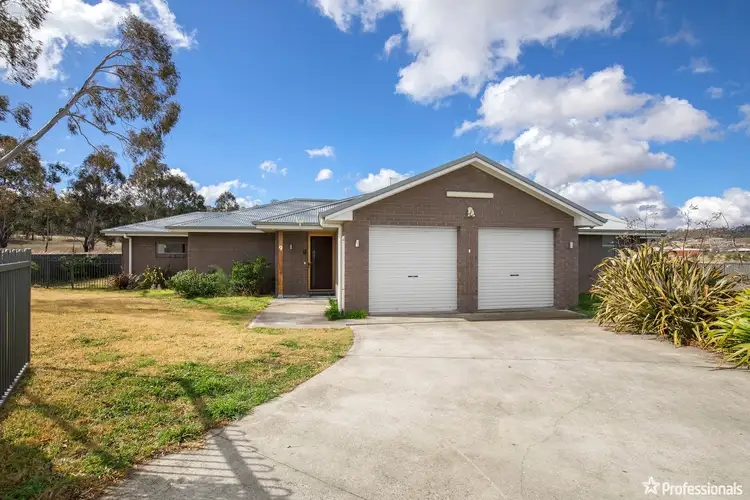 9 Kennedy Street, Armidale NSW 2350