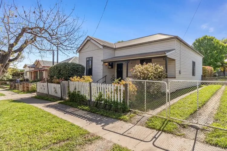 Main view of Homely house listing, 62 Marsh Street, Armidale NSW 2350
