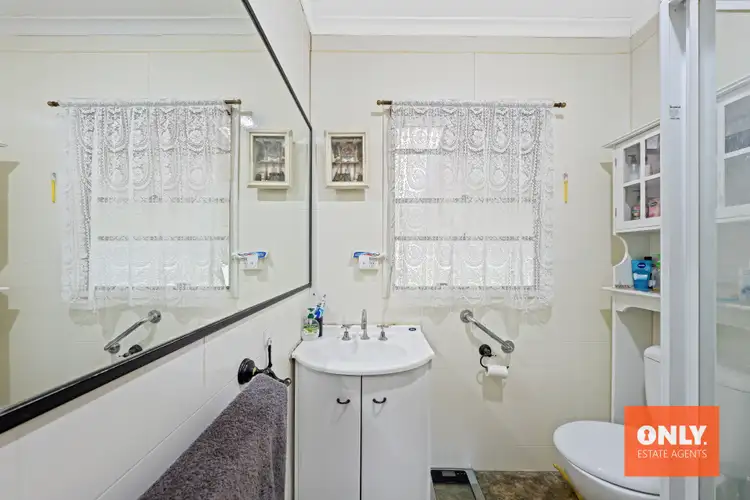 Seventh view of Homely house listing, 3 Cercis Court, Doveton VIC 3177
