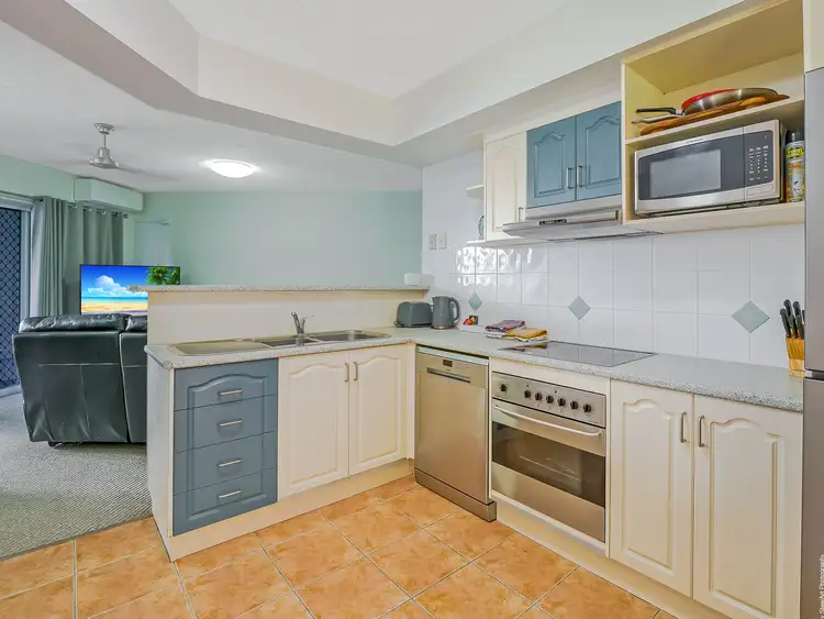 Fourth view of Homely unit listing, 6/396 Esplanade, Torquay QLD 4655