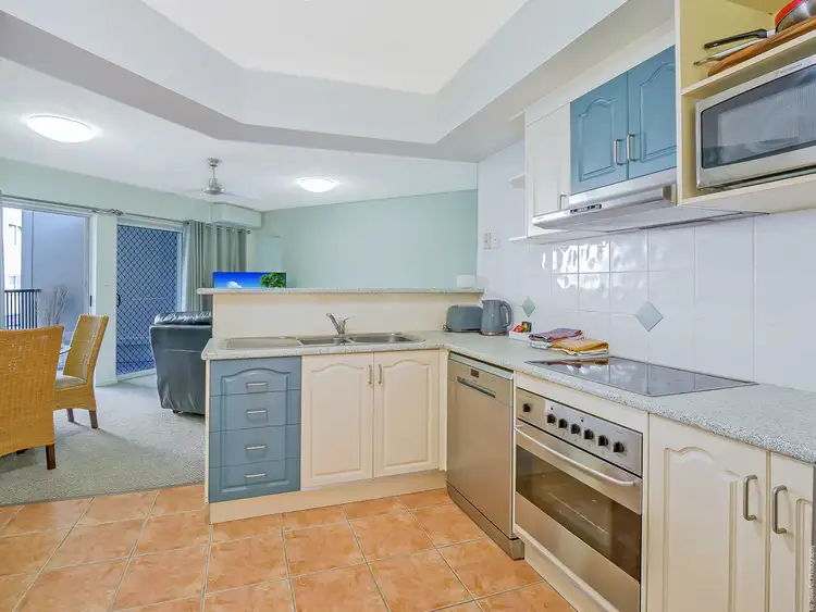 Fifth view of Homely unit listing, 6/396 Esplanade, Torquay QLD 4655