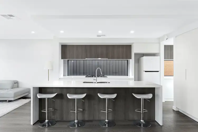 55 Pridham Avenue, Box Hill NSW 2765