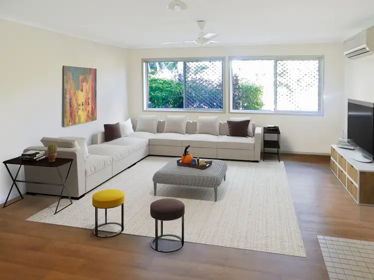 20 Long Street, Mooroobool QLD 4870