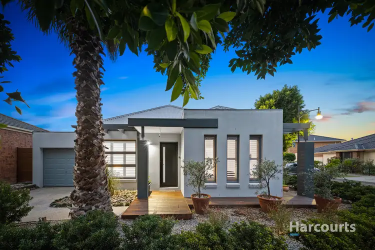 22 Gardenia Way, Caroline Springs VIC 3023