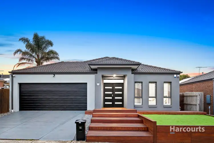 15 Deakin Grove, Burnside Heights VIC 3023