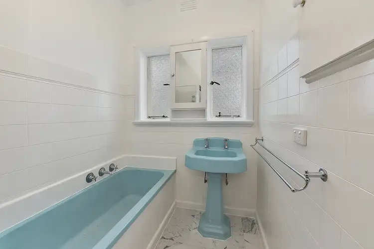 Fifth view of Homely house listing, 30 Highridge Crescent, Airport West VIC 3042