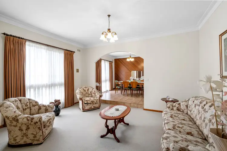 Second view of Homely house listing, 29 Thackeray Quadrant, Avondale Heights VIC 3034