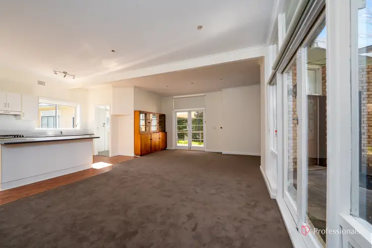 9 Merinda Place, Armidale NSW 2350