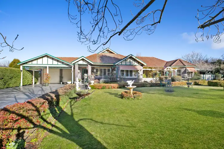 2A Alder Place, Bowral NSW 2576