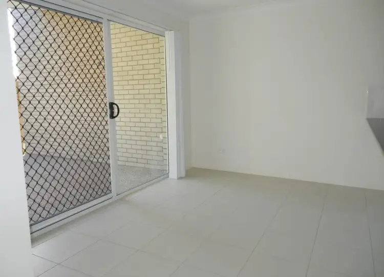 Fifth view of Homely semi-detached listing, 2/25 Hollanders Crescent, Ormeau Hills QLD 4208