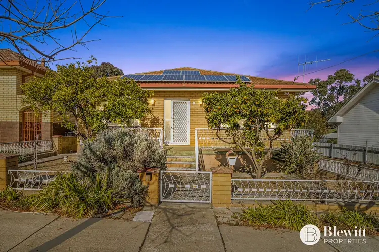 120 Morton Street, Crestwood NSW 2620