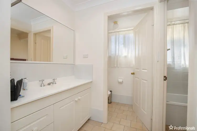 Fifth view of Homely house listing, 7 Eleanor Close, Armidale NSW 2350