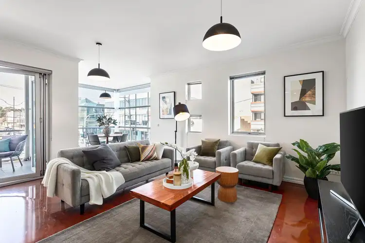 2/228 Buckley Street, Essendon VIC 3040
