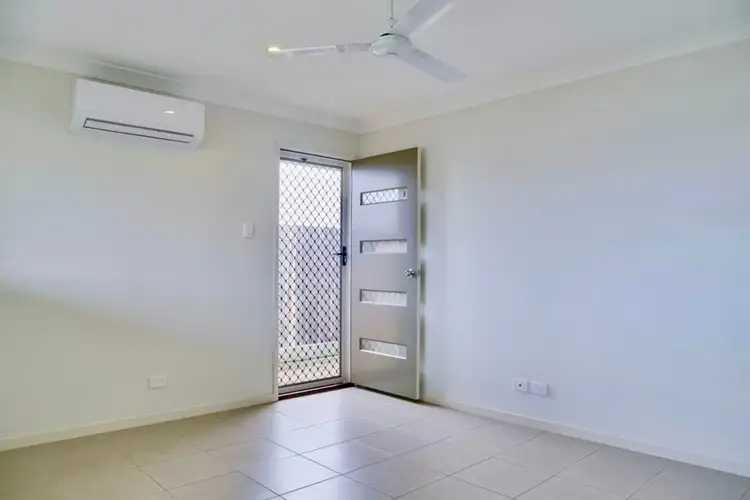 Fourth view of Homely semi-detached listing, 2/16 Pinehurst Avenue, Leichhardt QLD 4305