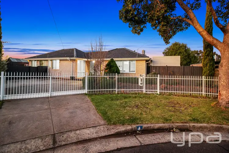 4 Pleasant Place, Wyndham Vale VIC 3024