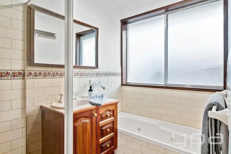 Sixth view of Homely house listing, 4 Pleasant Place, Wyndham Vale VIC 3024