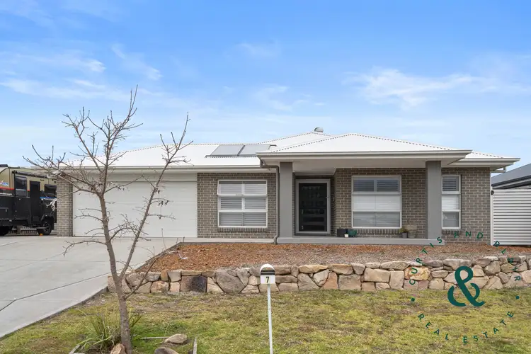 7 Liberty Road, Medowie NSW 2318