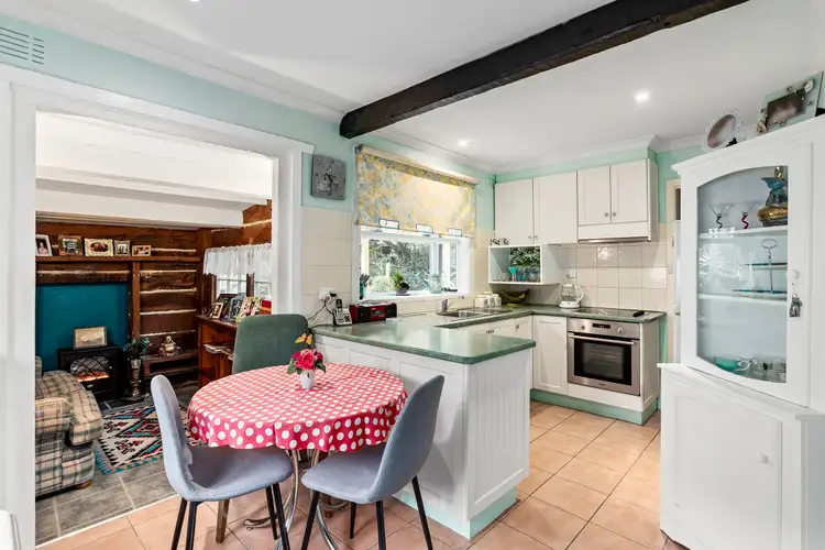 Fourth view of Homely house listing, 8 Garden Avenue, Keilor VIC 3036