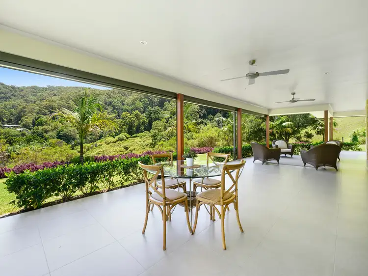2B Hardy Close, Korora NSW 2450