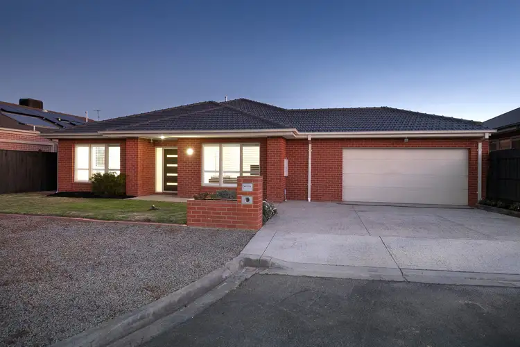 4 Rosyth Court, Deer Park VIC 3023