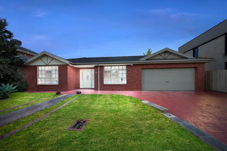 25 Sandpiper Street, Cairnlea VIC 3023