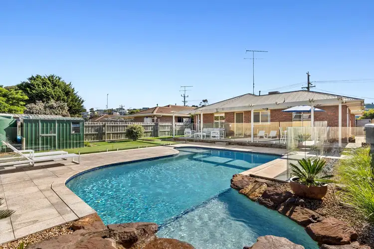 10 Pembroke Road, Ocean Grove VIC 3226