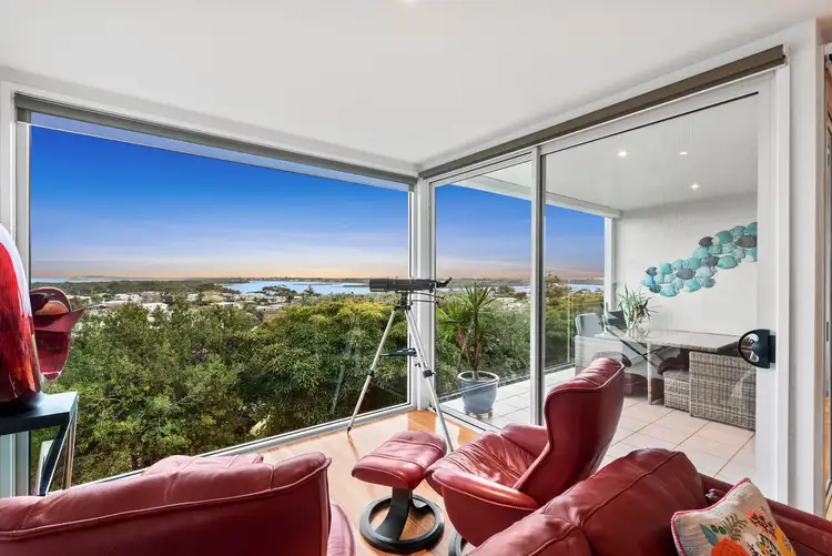 2/22 The Avenue, Ocean Grove VIC 3226