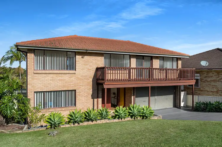 7 Burgess Avenue, Figtree NSW 2525