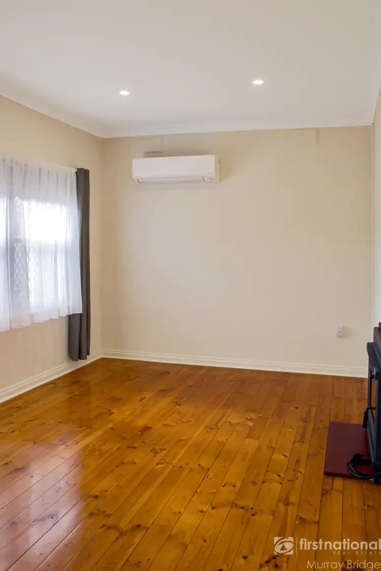 Fifth view of Homely house listing, 8 Montgomery Avenue, Murray Bridge SA 5253