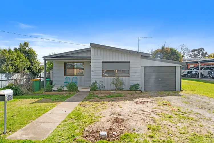 39 Edward Street, Corowa NSW 2646