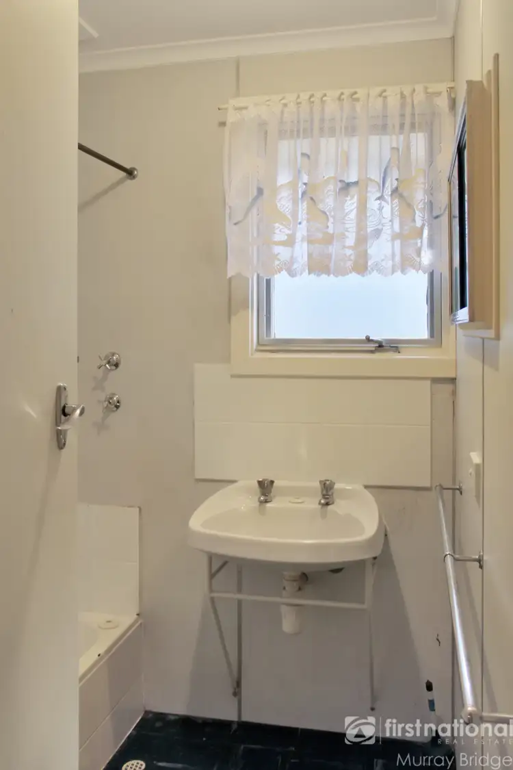 Fourth view of Homely house listing, 17 Jeffrey Crescent, Murray Bridge SA 5253