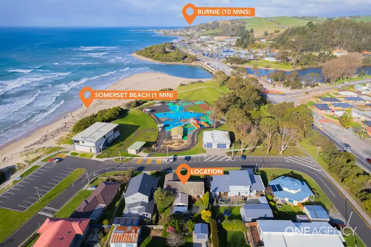1A Bells Parade, Somerset TAS 7322